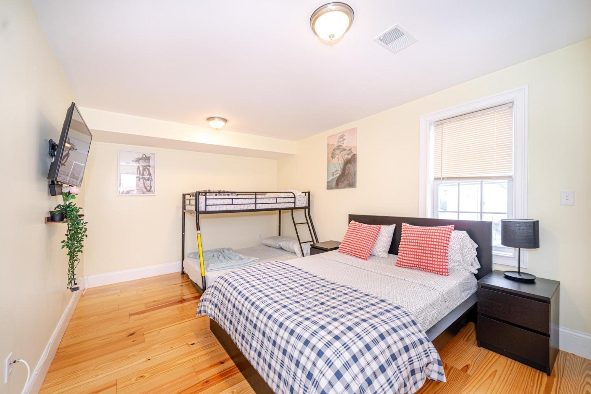 41 - 3Br Quincy - Lovely Townhouse Near Parish Экстерьер фото
