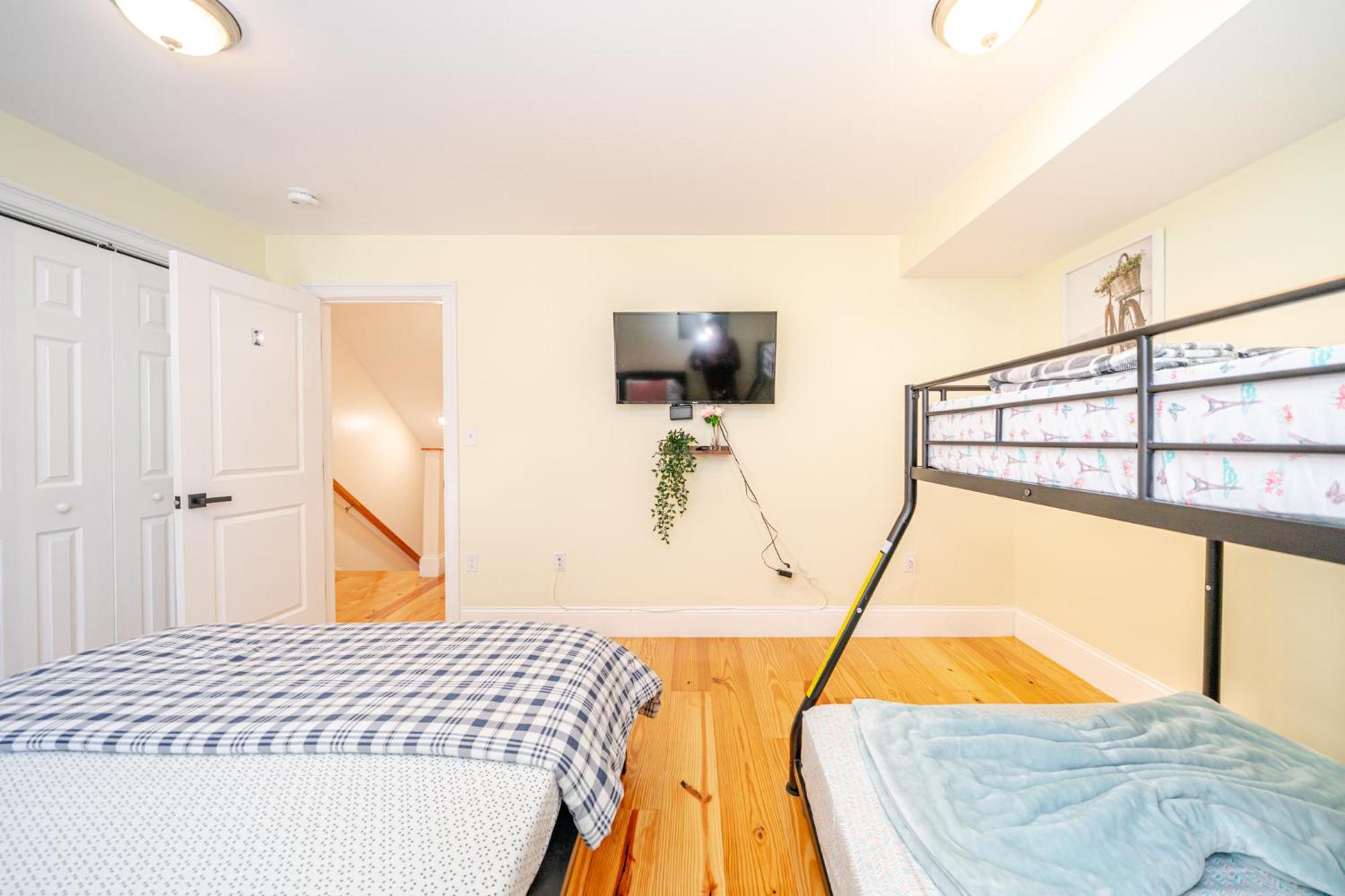 41 - 3Br Quincy - Lovely Townhouse Near Parish Экстерьер фото